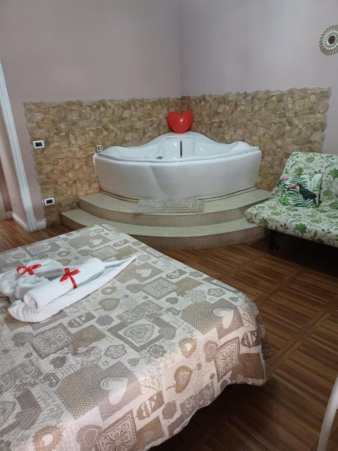 Ponte Di Chiaia Hotel Napoli Eksteriør billede